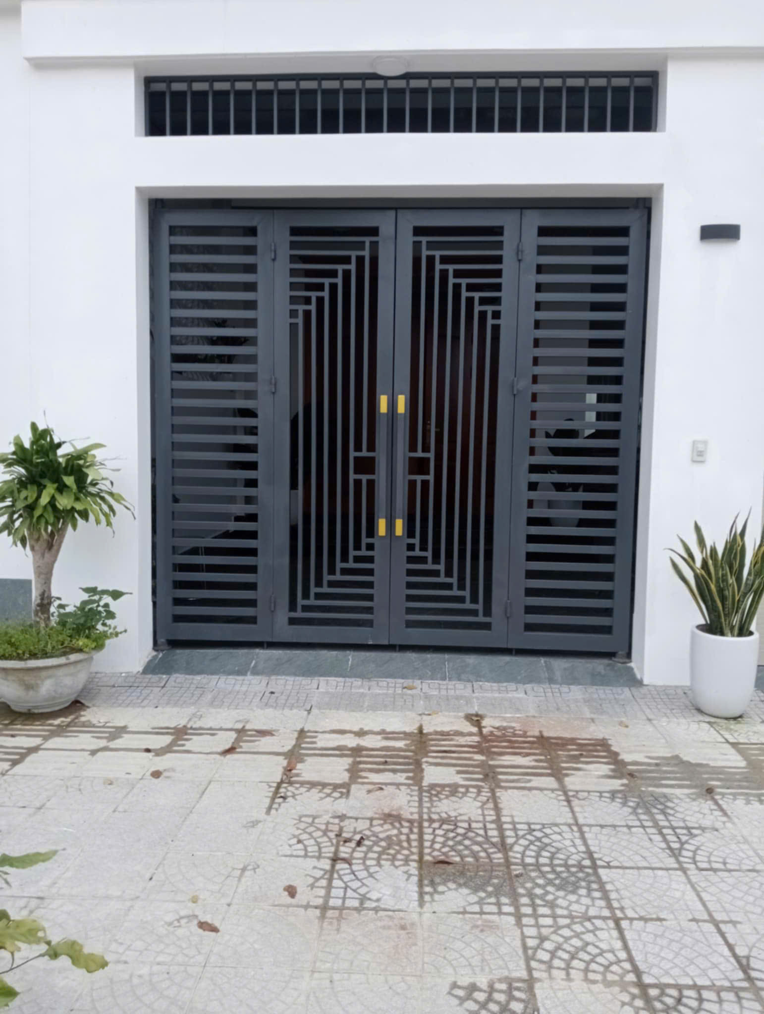 Thi công cầu thang sắt Huế